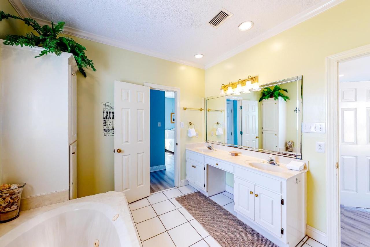 Surf N' Turf Villa Dauphin Island Exterior photo